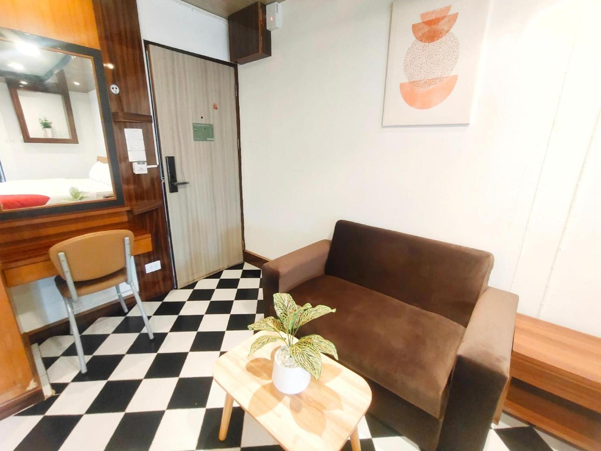 Oyo 75446 Travis Inthamara 49 Hotel Bangkok Kültér fotó